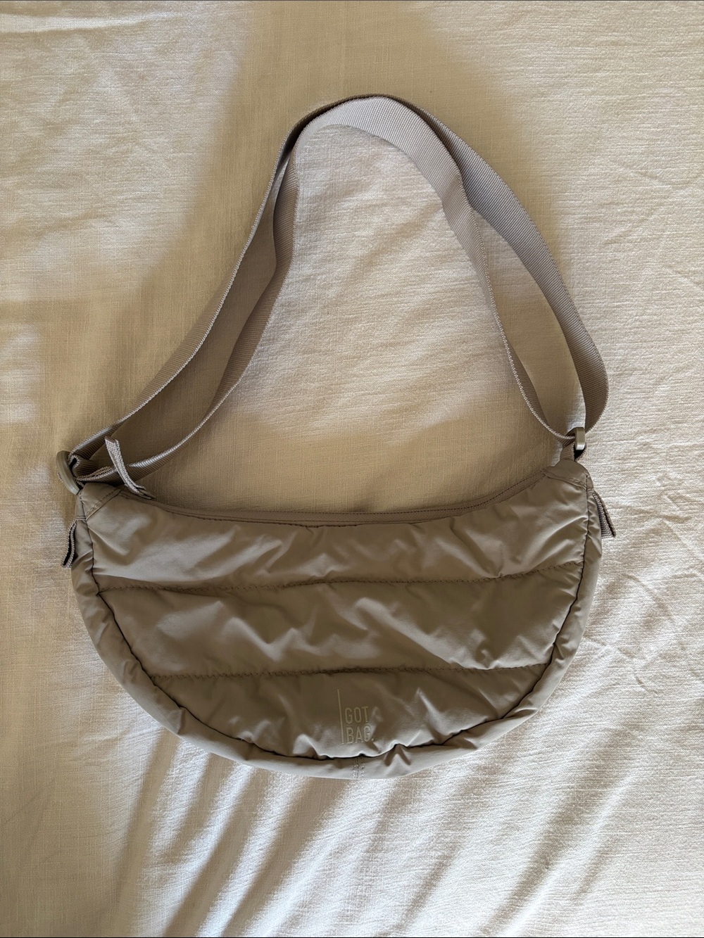 Got Bag Women's moon puffer bag in Light Taupe